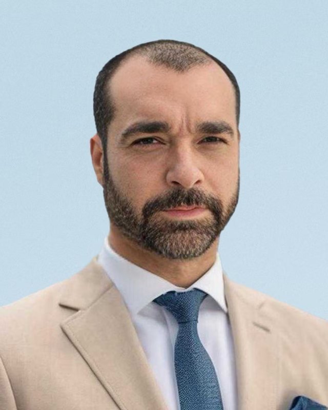 Portrait of Jonathan Cintron